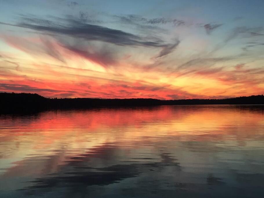 Big Blue Lake Cottages, Llc - Cottage #5 Holton Eksteriør billede