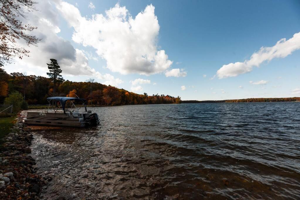 Big Blue Lake Cottages, Llc - Cottage #5 Holton Eksteriør billede